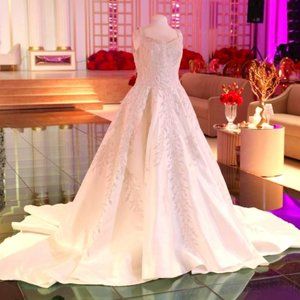 Elegant A-Line Wedding Dress